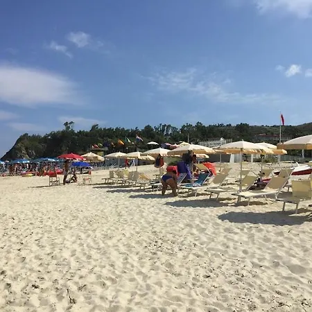 Holiday home Tropea House *