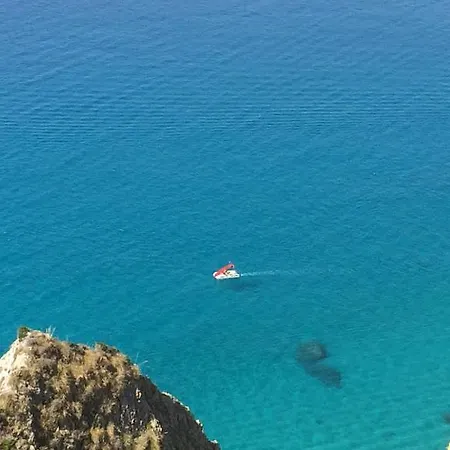 Holiday home Tropea House *